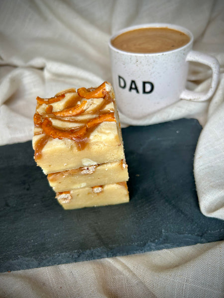 *PRE ORDER for Fathers Day* Mixed Blondie Brownie Box