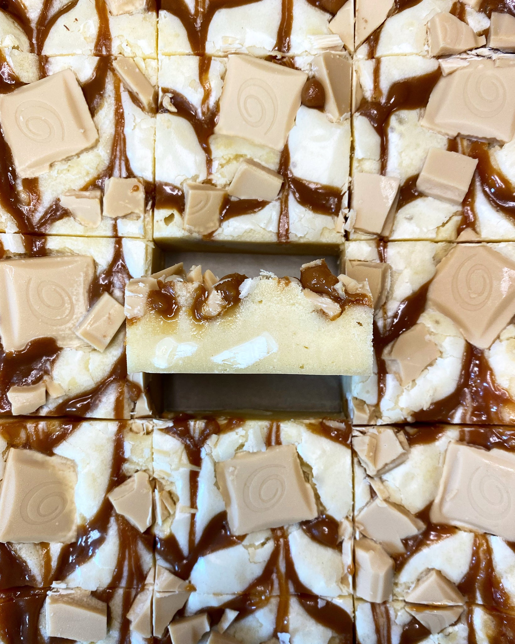 Caramilk Blondie - Mix and Match 6 for £15.50