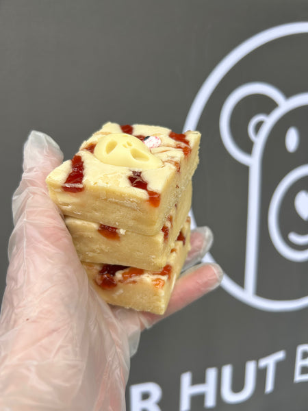 Strawberries and Scream Blondie - Pick your own - 6 for £15.50