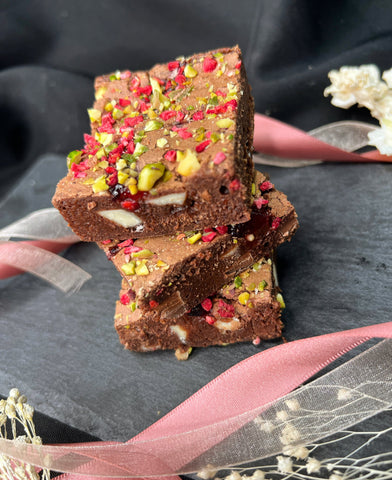Raspberry & Pistachio Brownie - Mix and Match 6 for £15.50